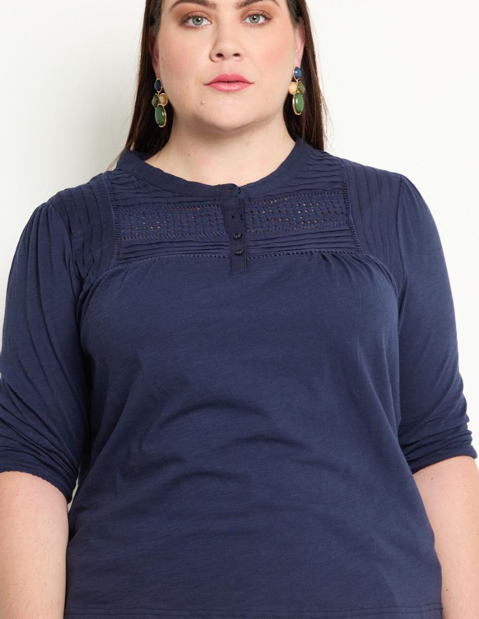 Playera manga al codo cuello con botón mujer