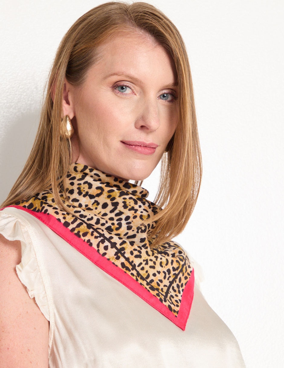 Pashmina con estampado animal print para mujer Pashmina con estampado animal print para mujer