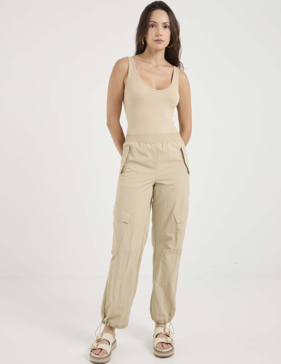 Body Week by Weekend con escote bajo para mujer