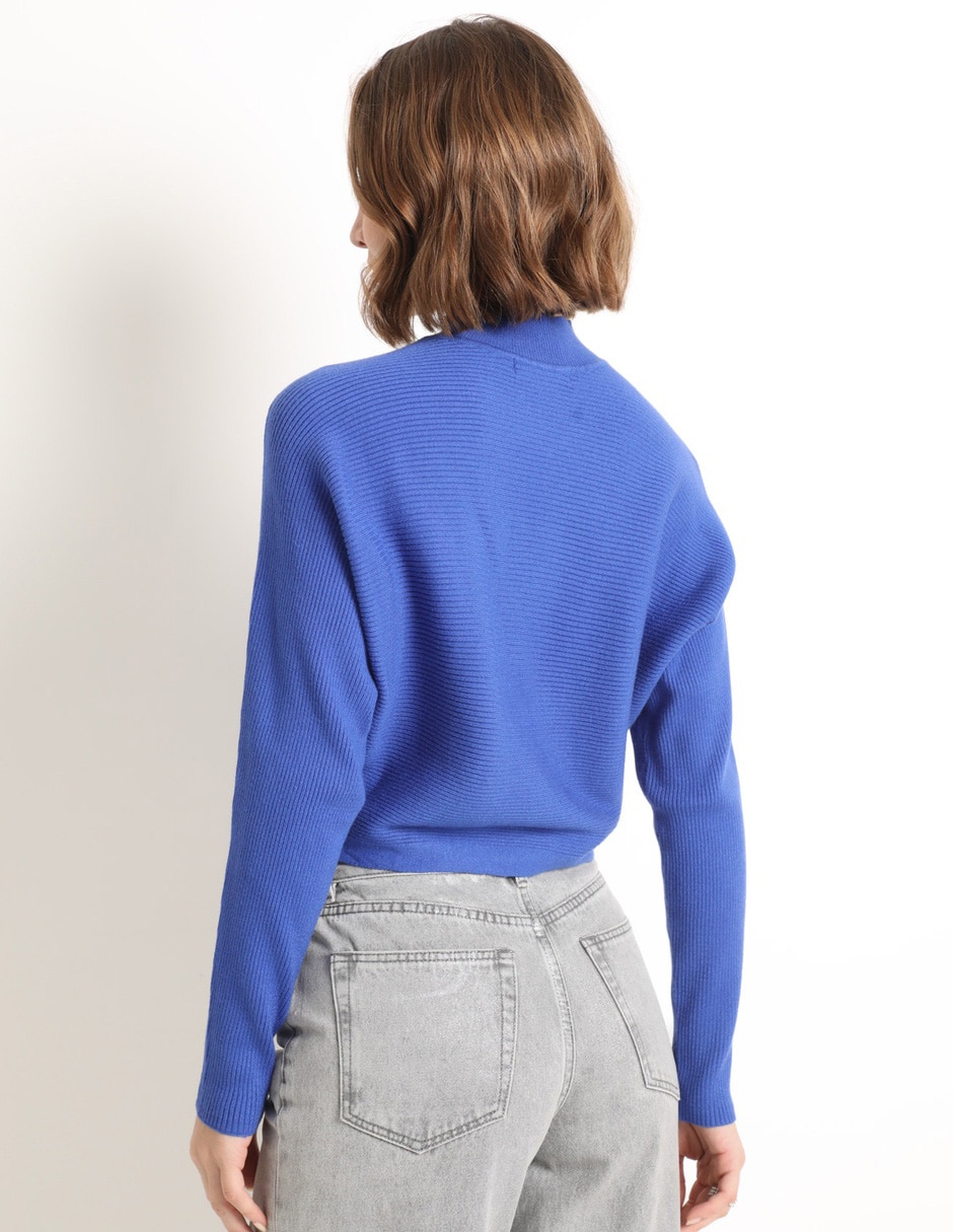 Suéter cuello alto para mujer 4