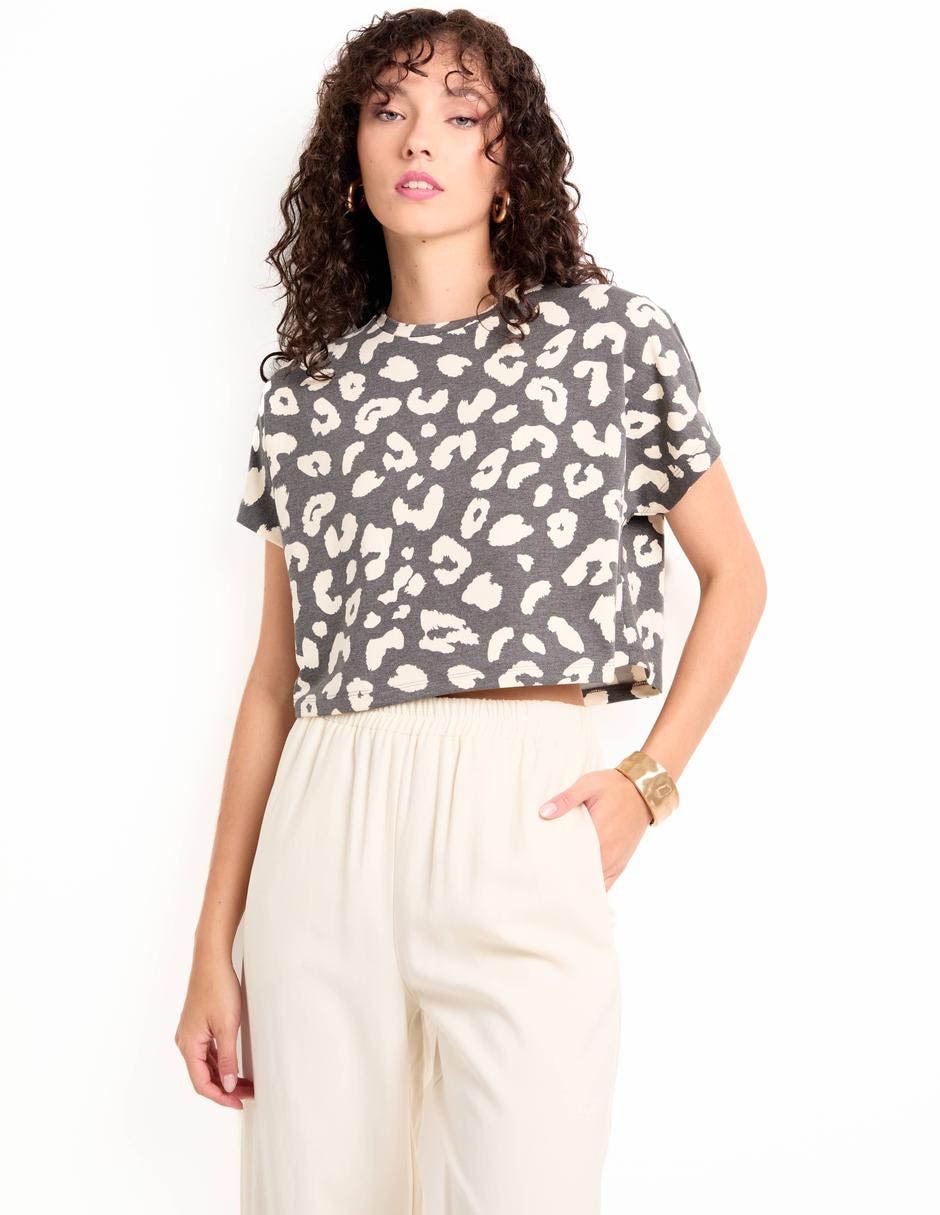 Playera manga corta cuello redondo mujer Playera manga corta cuello redondo mujer