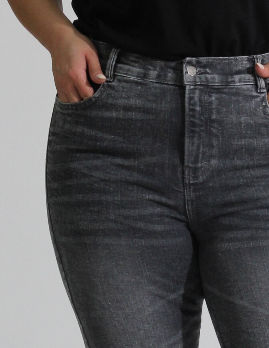 Jeans Oh Pomp straight corte cintura alta para mujer