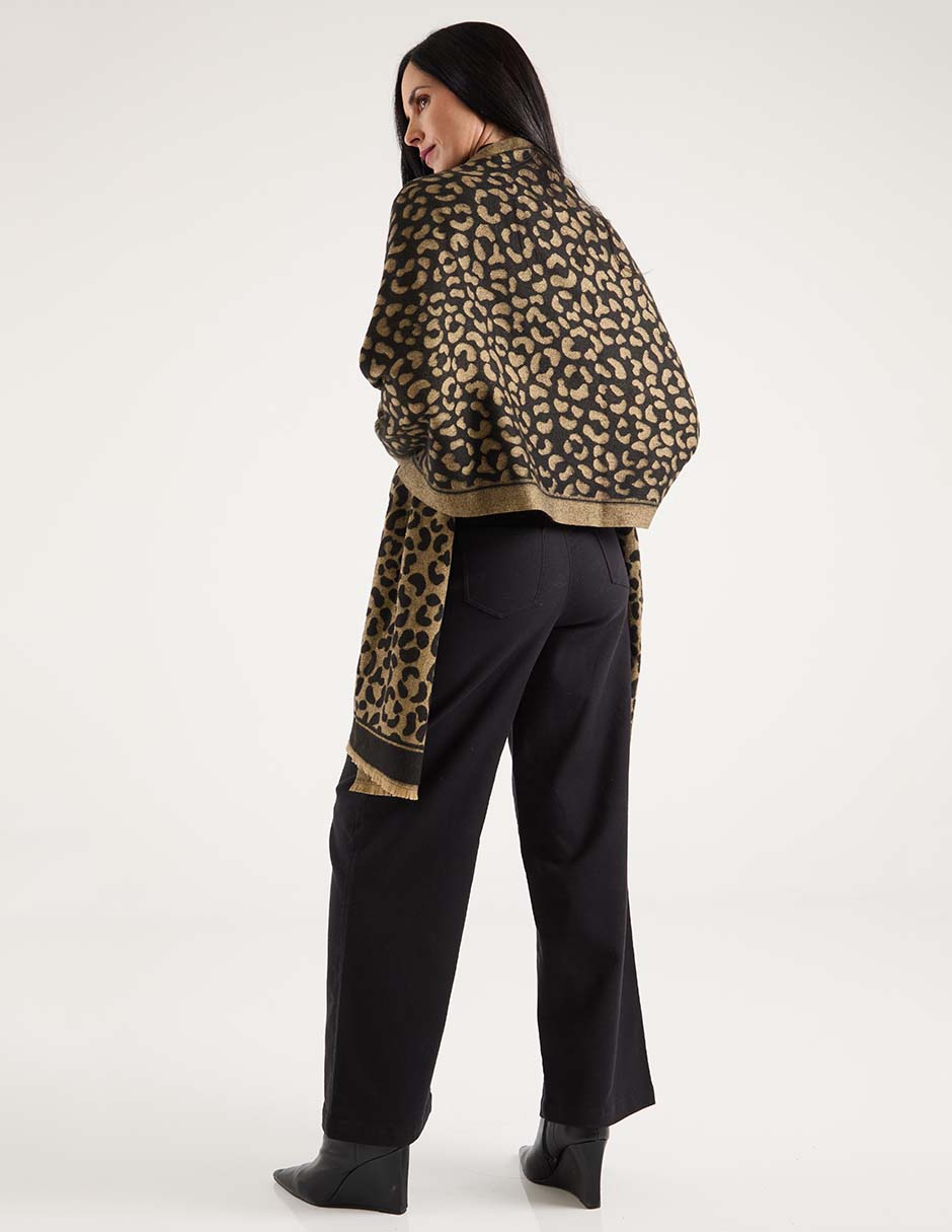 Chal estampado animal print 2