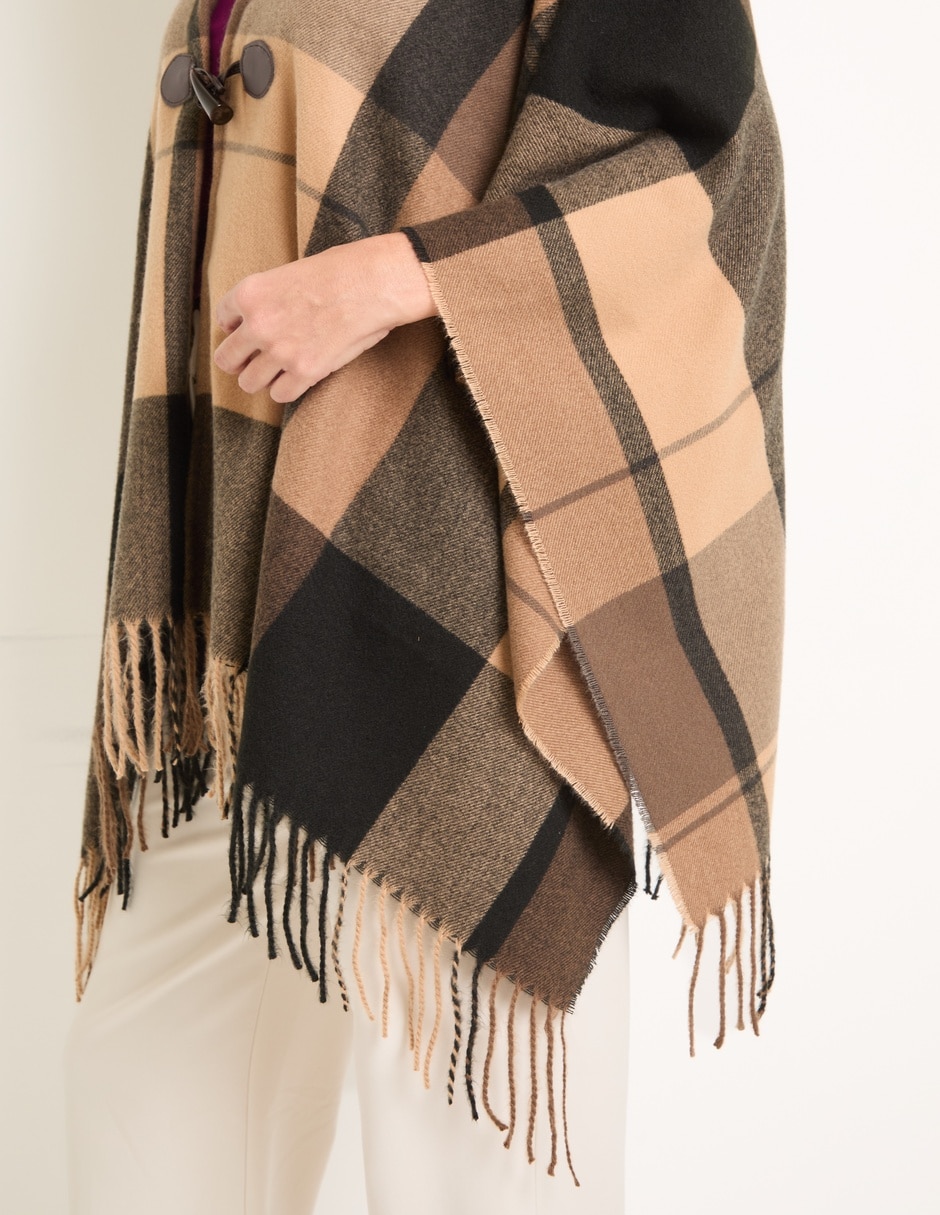 Poncho Weekend para mujer