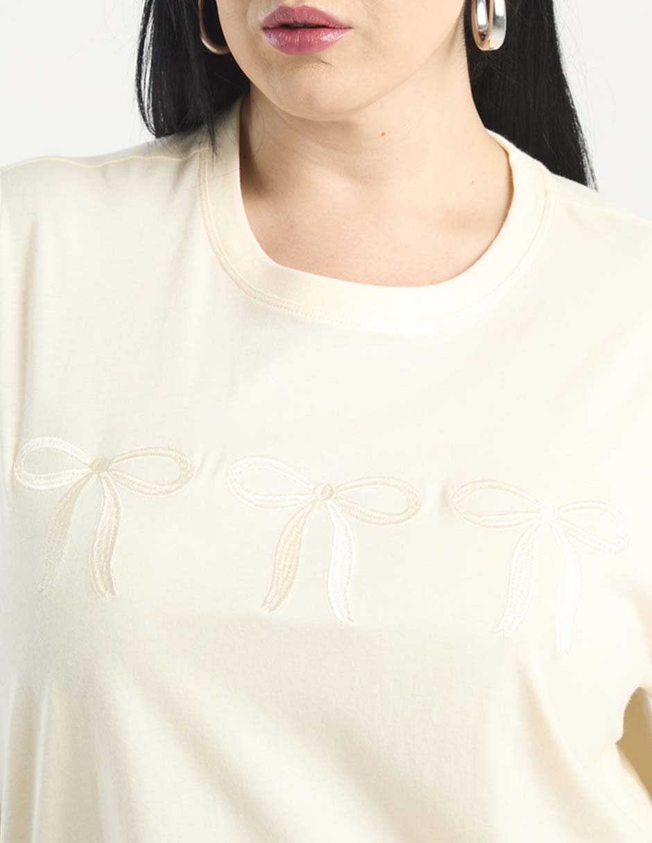 Playera manga corta Contempo Plus cuello redondo para mujer