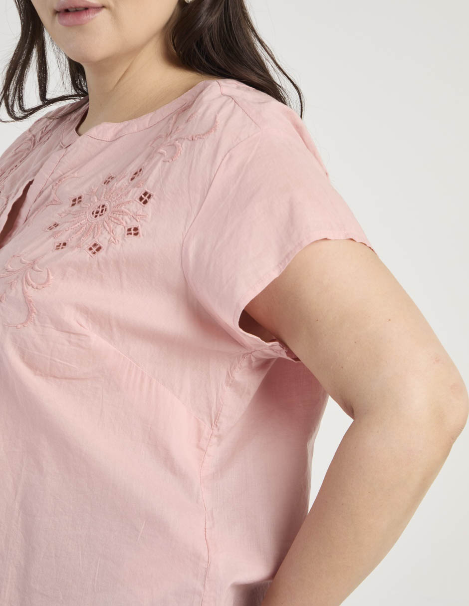 Blusa Weekend Plus manga corta para mujer