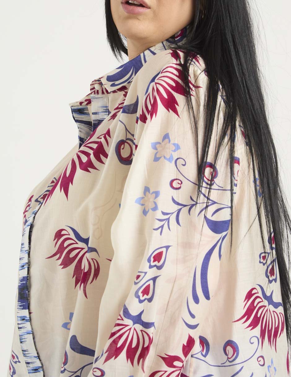 Blusa Weekend Plus manga larga para mujer