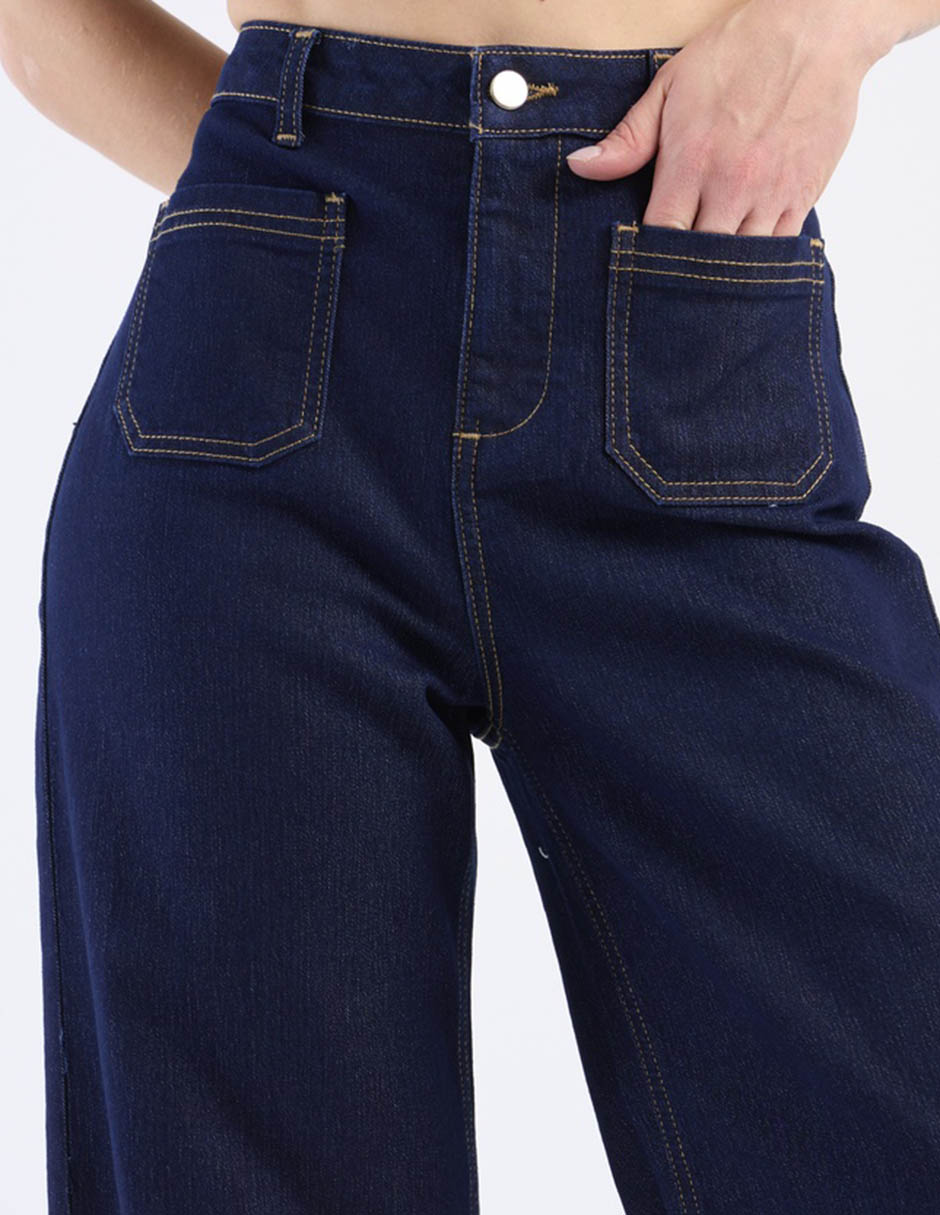 Jeans acampanado para mujer 24
