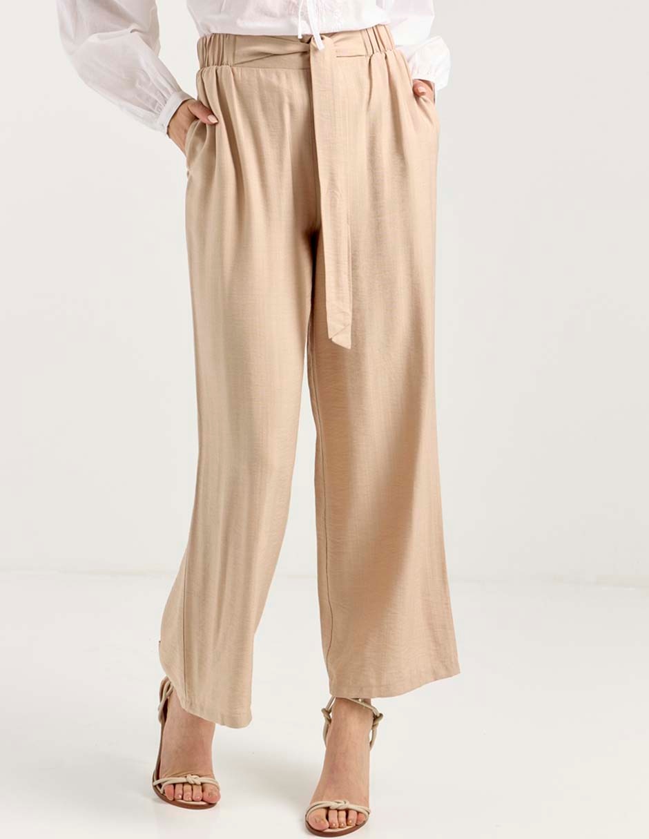 Pantalón coulotte amplio para mujer Pantalón coulotte amplio para mujer