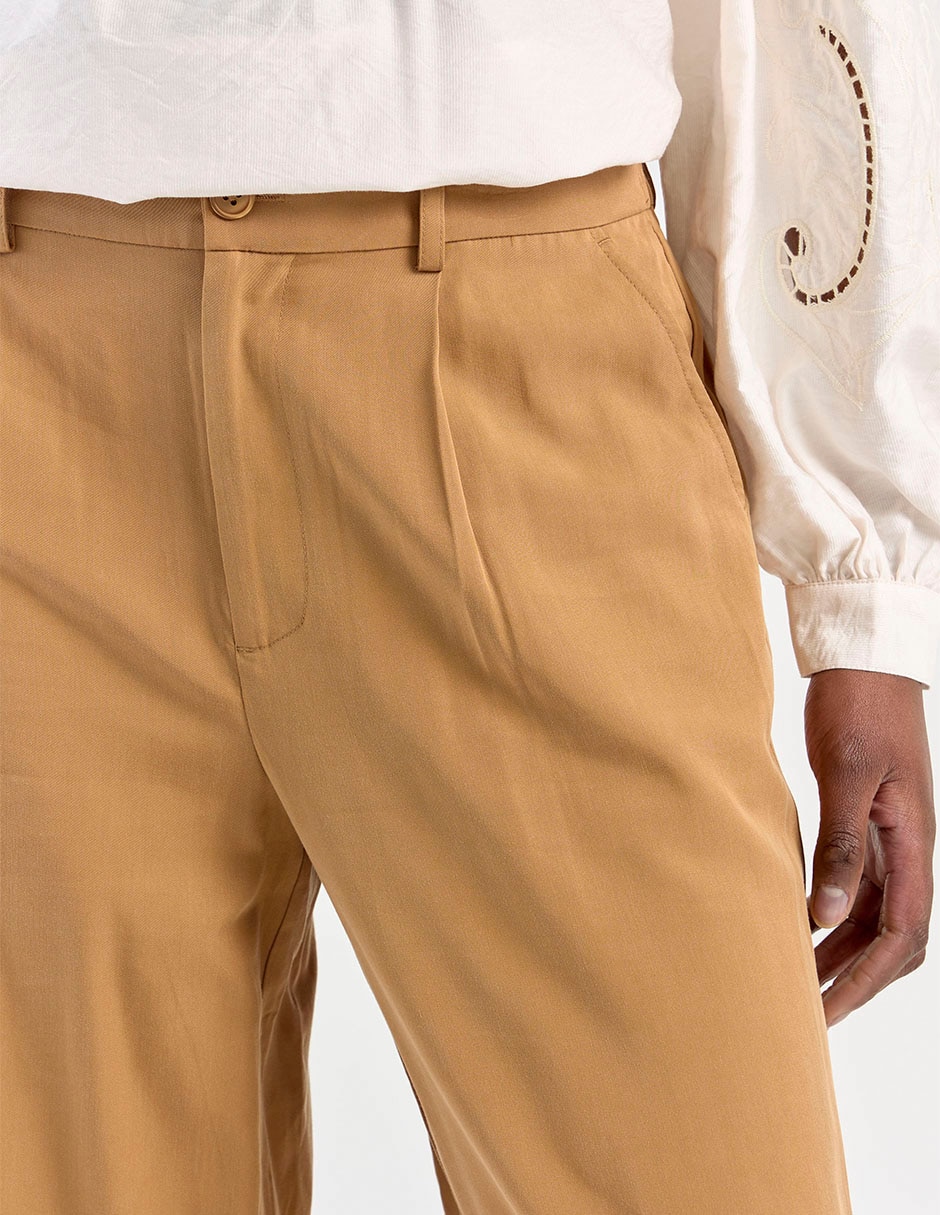 Pantalón amplio para mujer 4