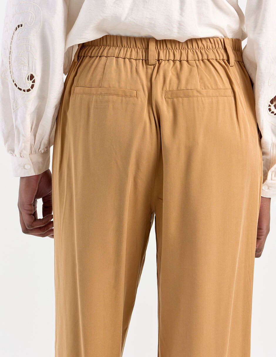 Pantalón amplio para mujer 5