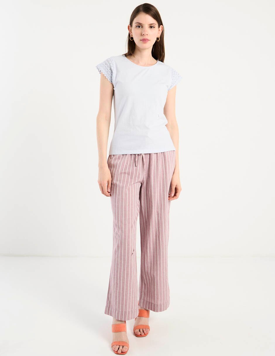 Playera manga corta Week By Weekend cuello redondo para mujer