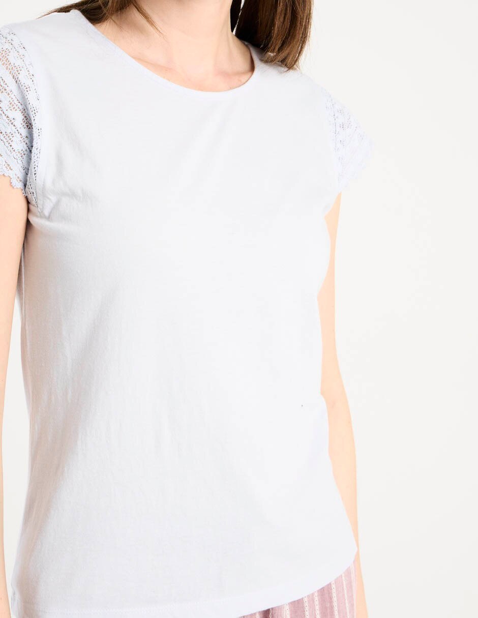 Playera manga corta Week By Weekend cuello redondo para mujer