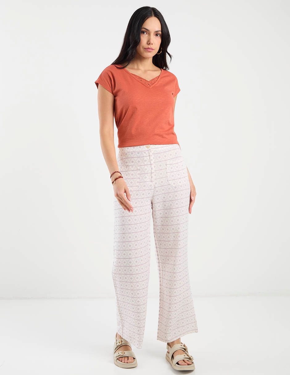 Playera manga corta cuello V para mujer 5
