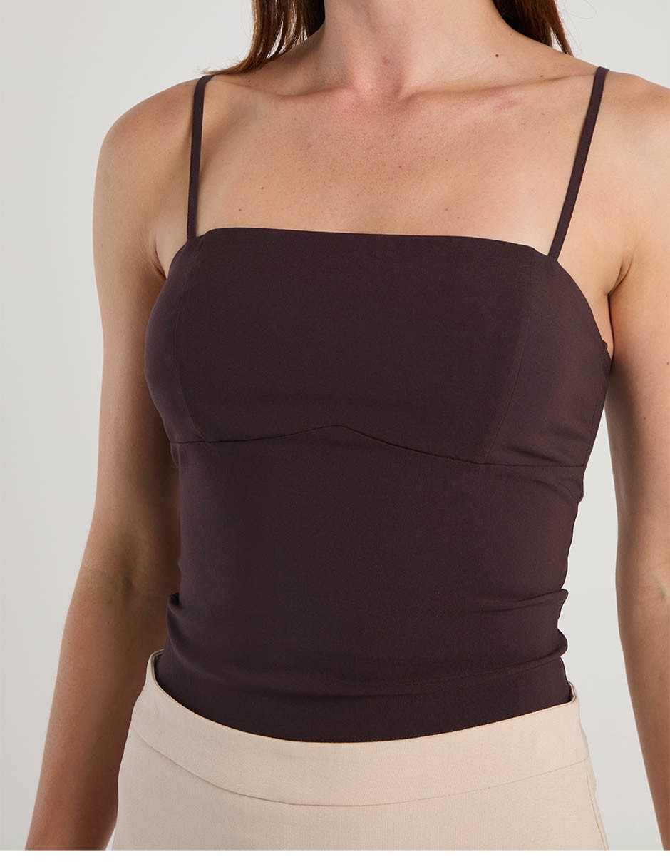 Top escote medio tirante ajustable