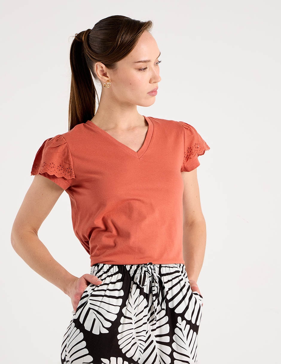 Playera manga corta cuello v mujer 1