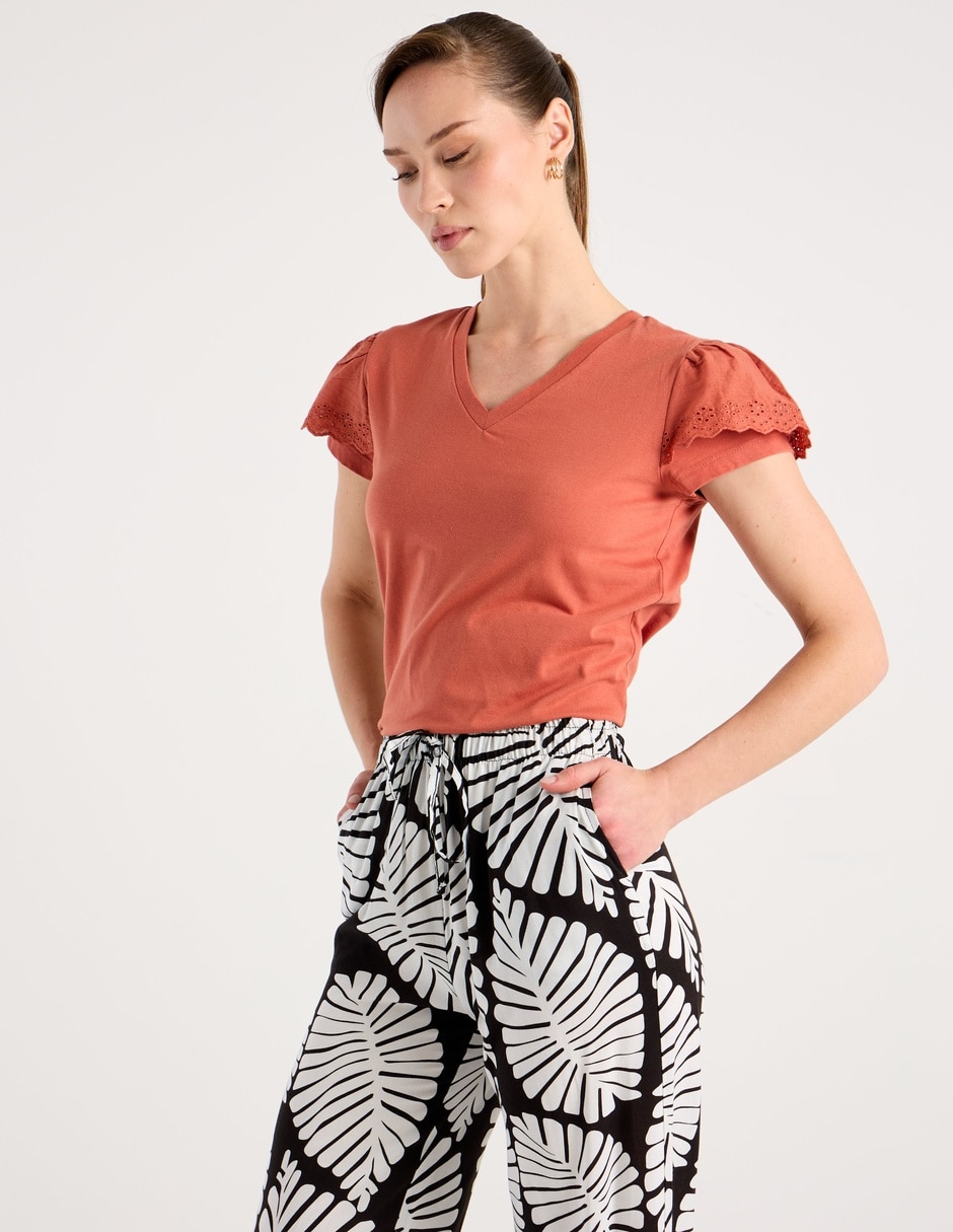 Playera manga corta cuello v mujer 20