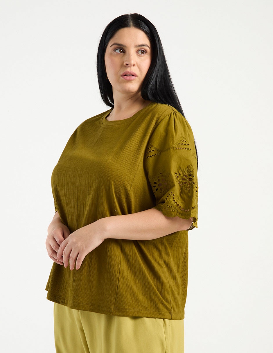 Playera manga corta Weekend Plus cuello redondo para mujer