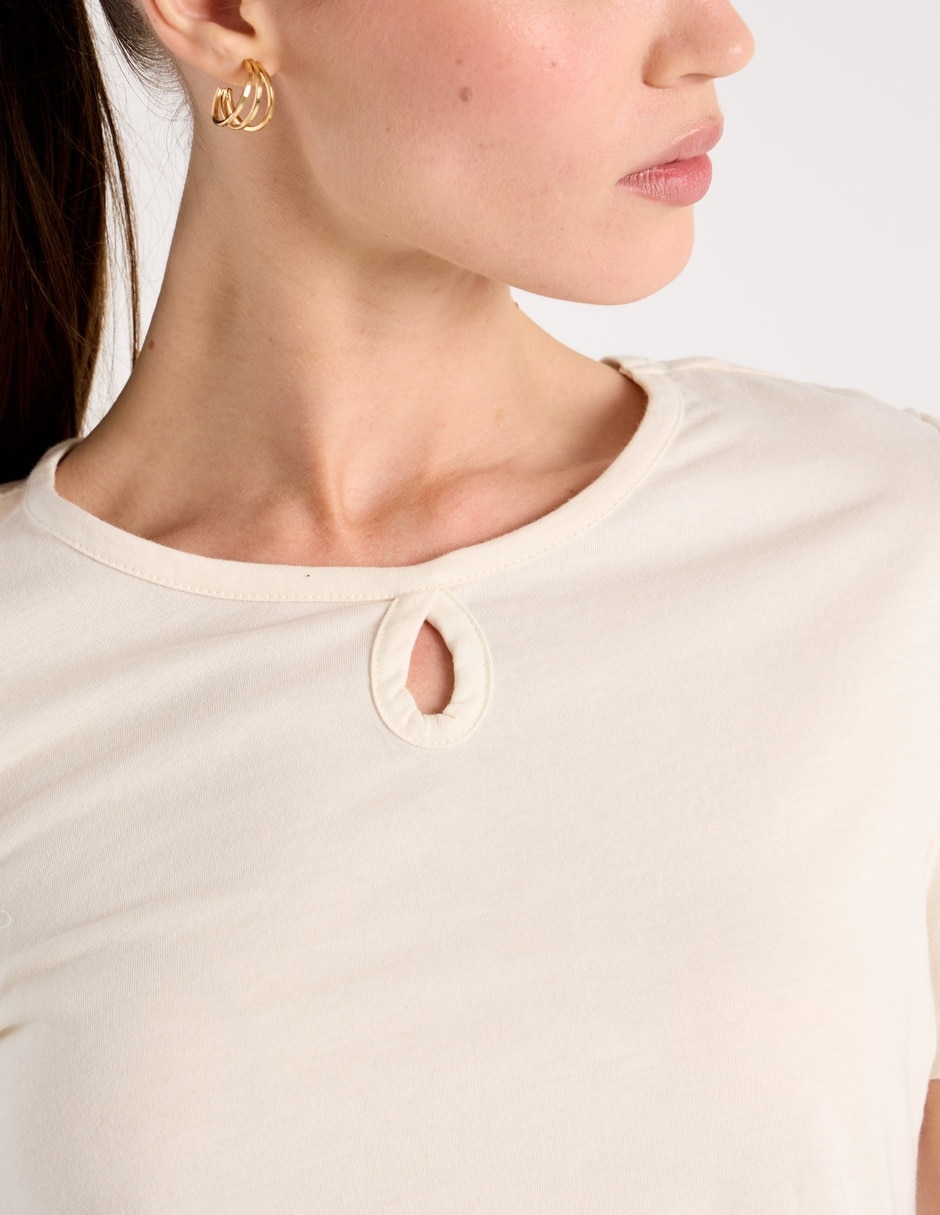 Playera manga corta cuello redondo mujer 4