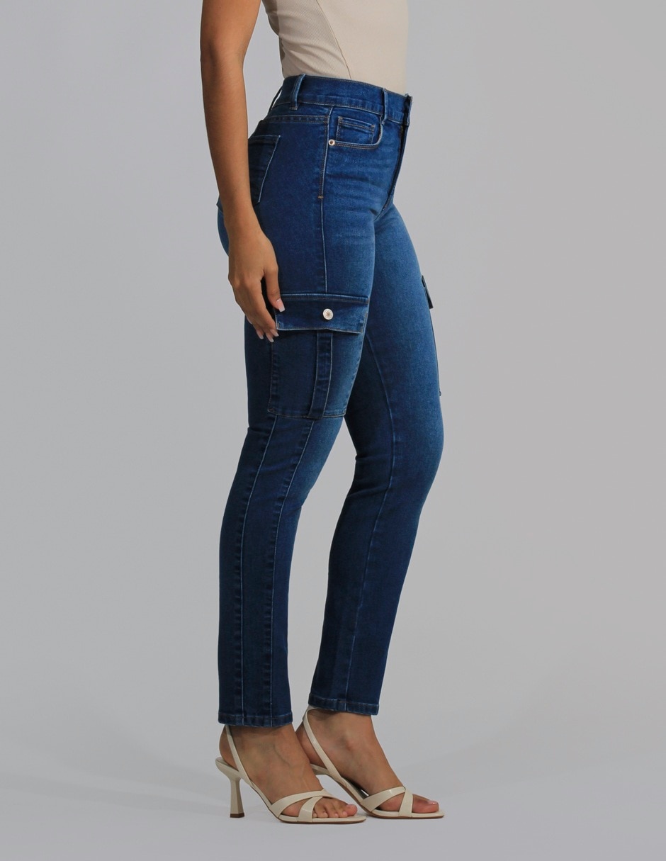 Jeans cargo slim para mujer
