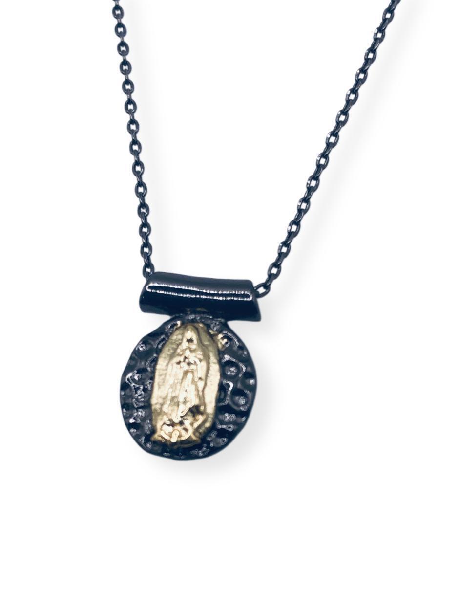 Collar con dije de ovalado 2