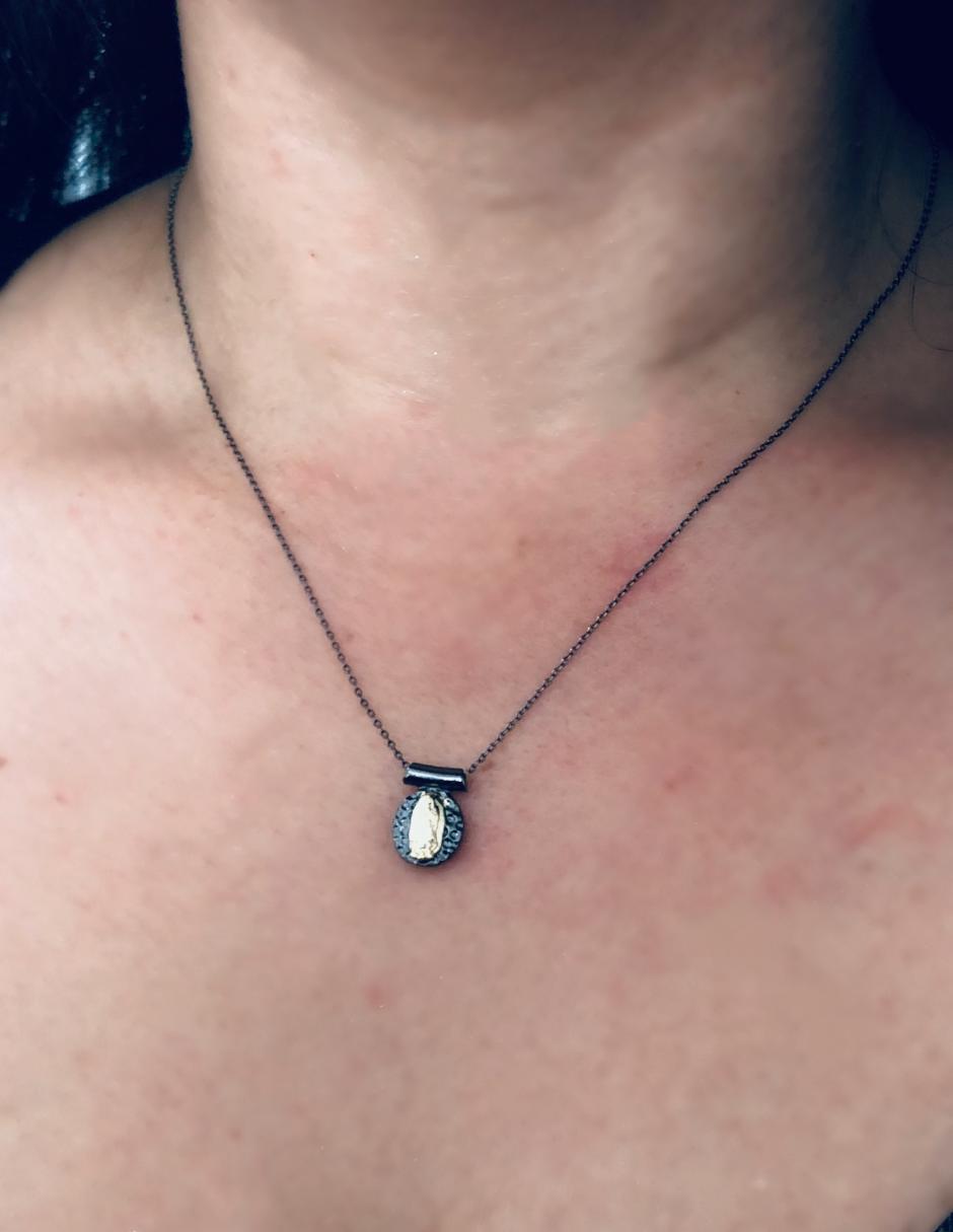 Collar con dije de ovalado 3