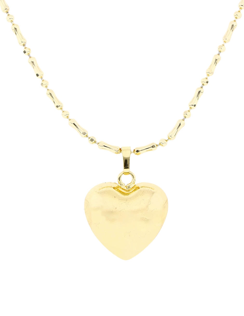 Collar con dije de corazón