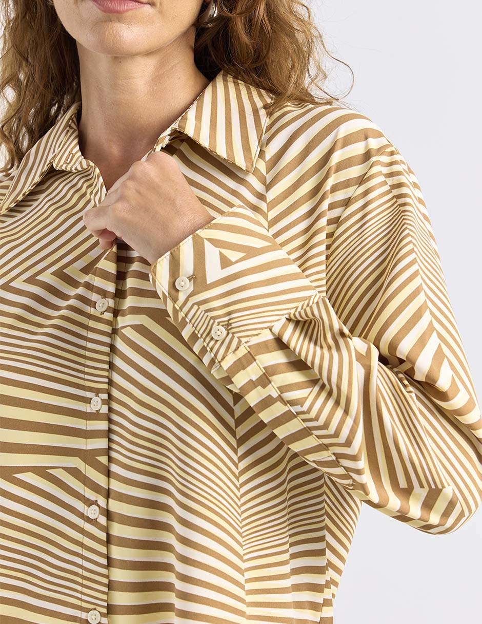 Blusa camisera Liz& manga larga para mujer 9