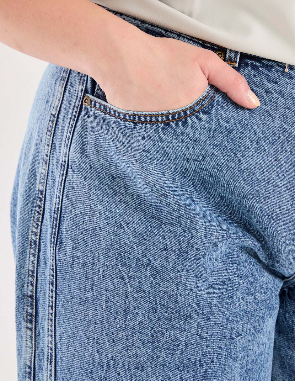 Jeans amplio para mujer 2