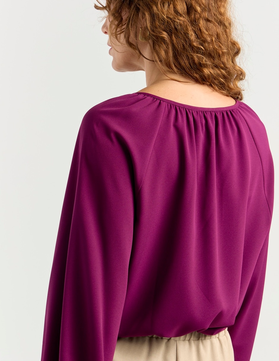Blusa Liz& manga larga para mujer 11