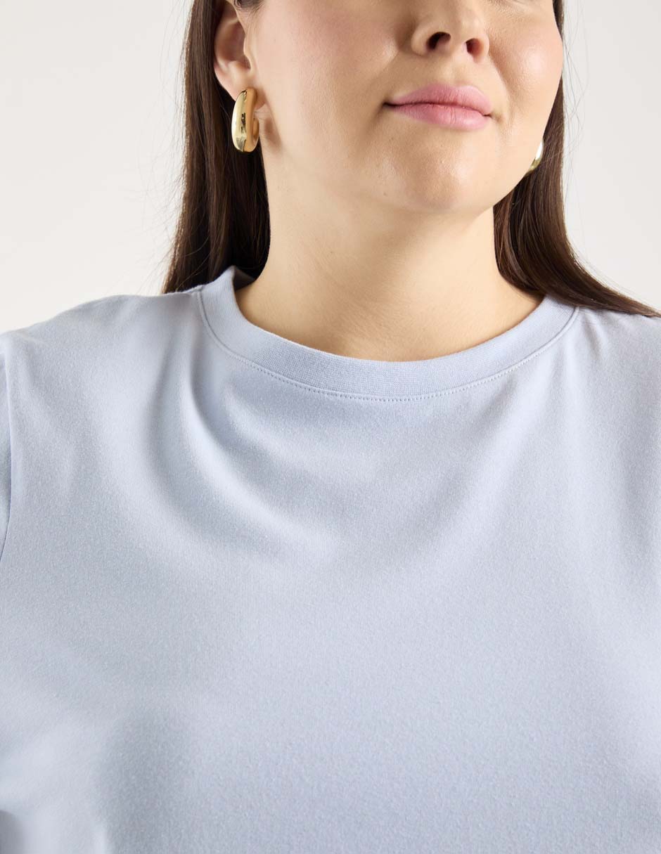 Playera manga al codo cuello redondo para mujer 4