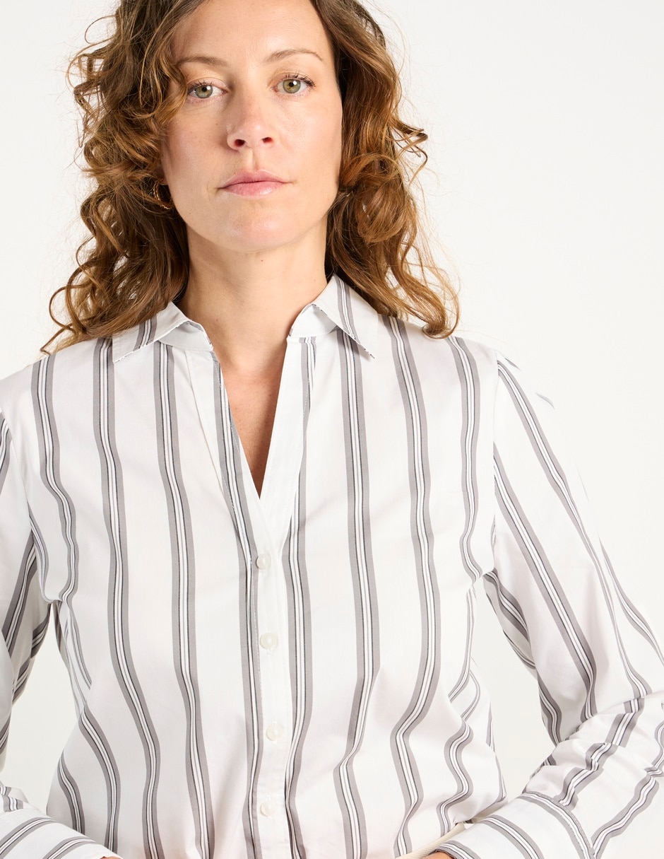Blusa camisera manga larga para mujer 10