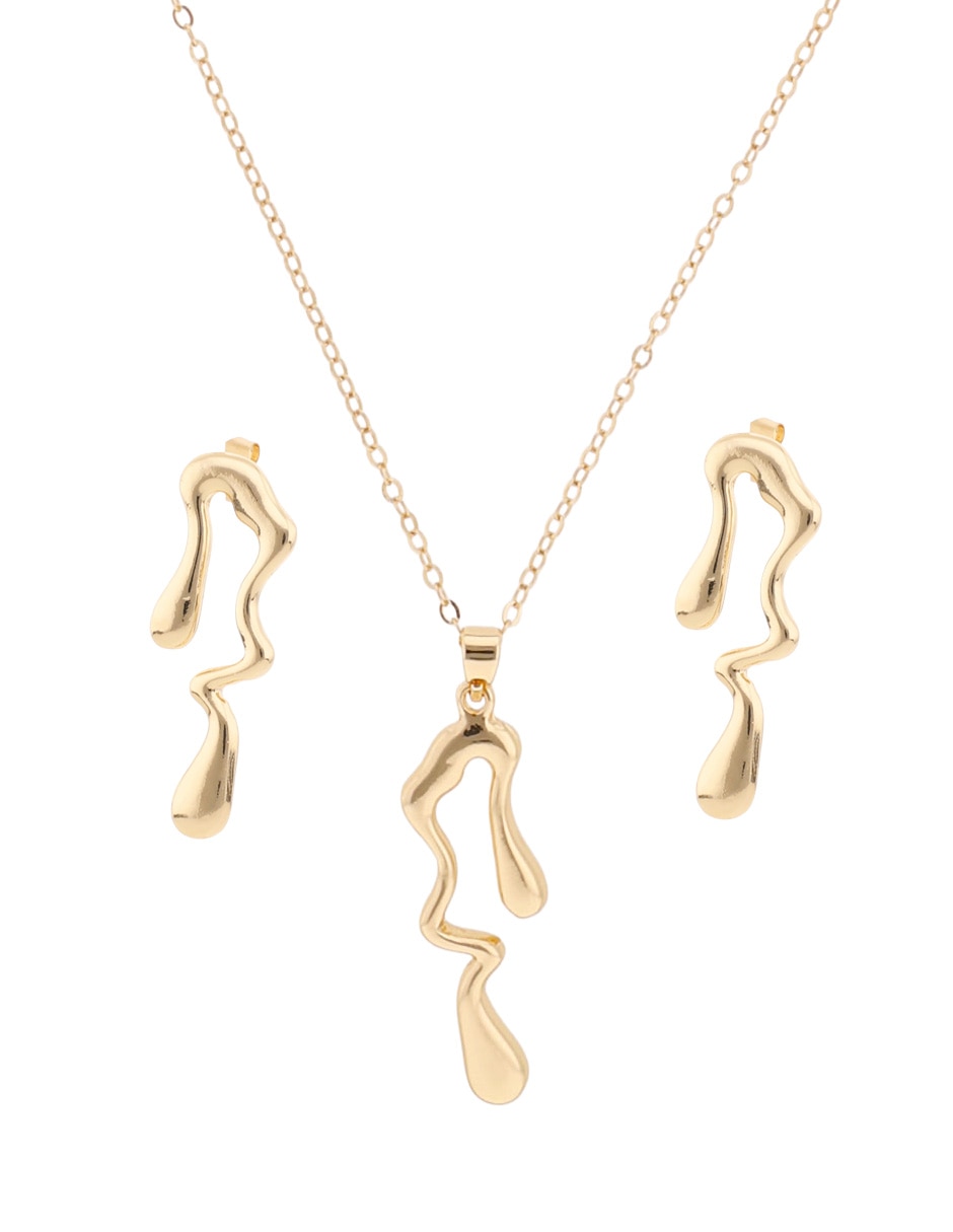 Aretes y collar Aretes y collar