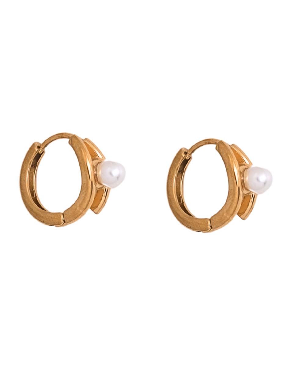 Aretes Huggies con acabado chapa de oro 18 K perla Aretes Huggies con acabado chapa de oro 18 K perla
