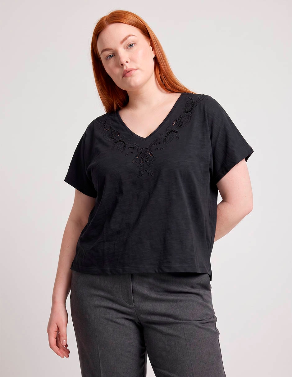 Playera manga corta cuello v para mujer Playera manga corta cuello v para mujer
