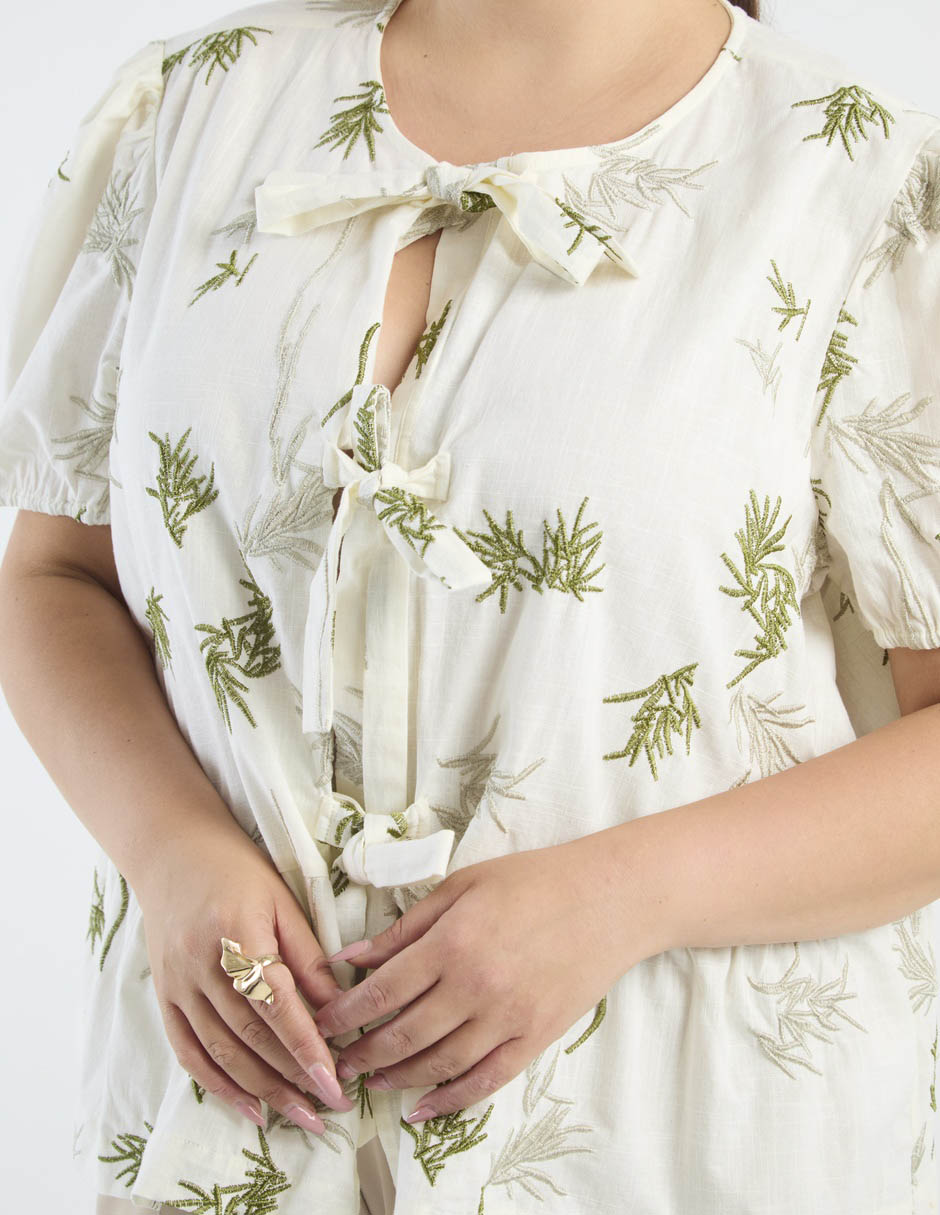 Blusa Weekend Plus manga corta para mujer