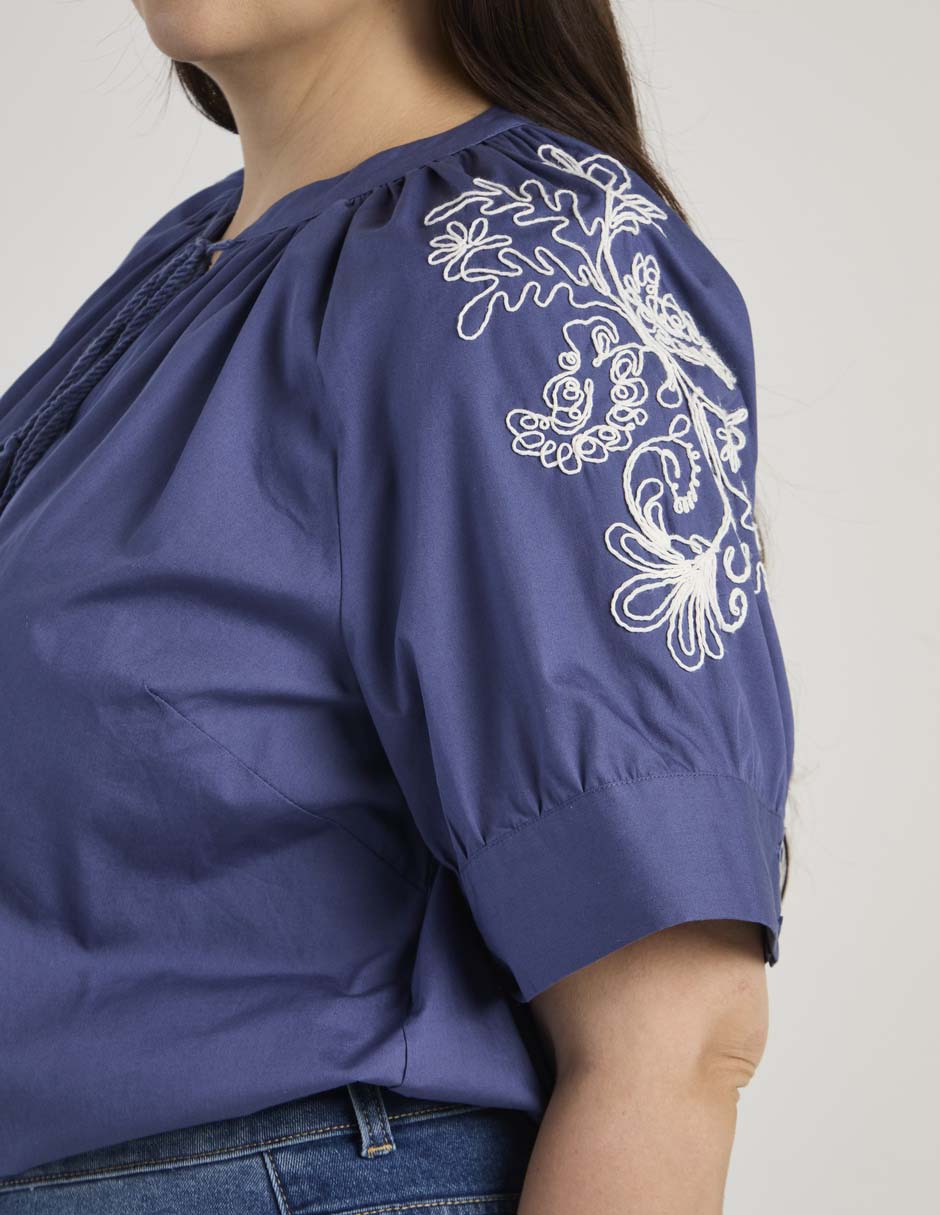 Blusa Weekend Plus manga al codo para mujer