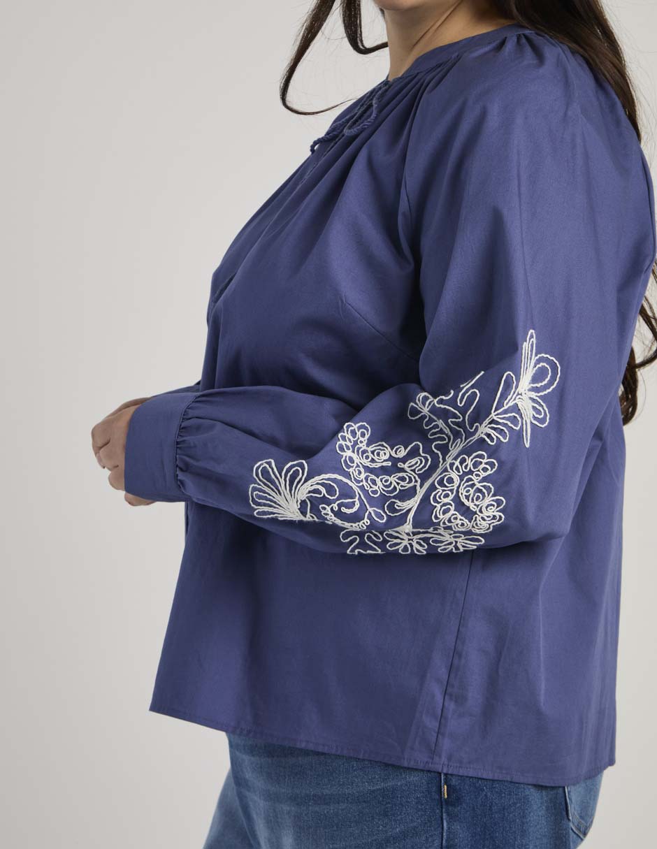 Blusa Weekend Plus manga larga para mujer
