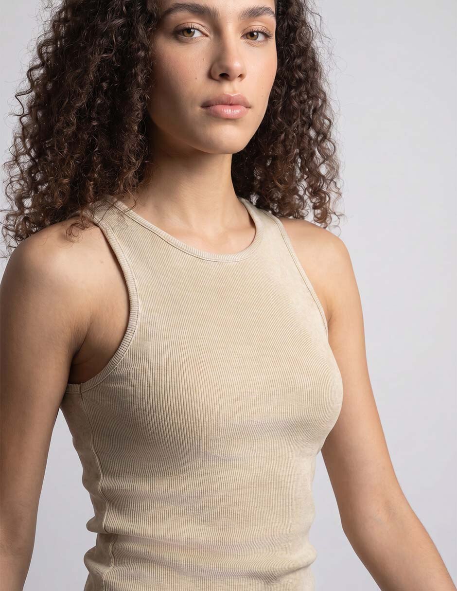 Top cuello regular tirante clásico 3