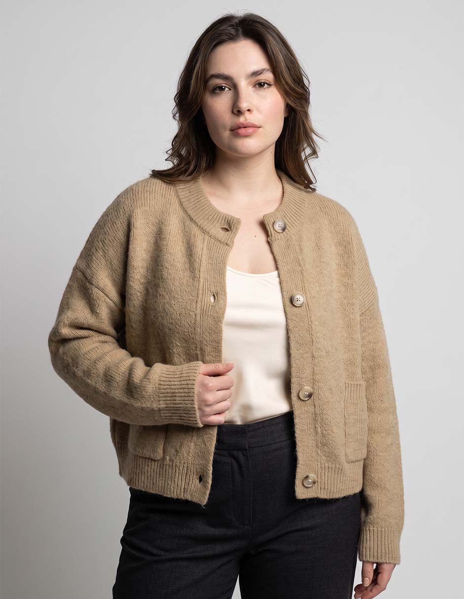 Suéter cuello redondo para mujer