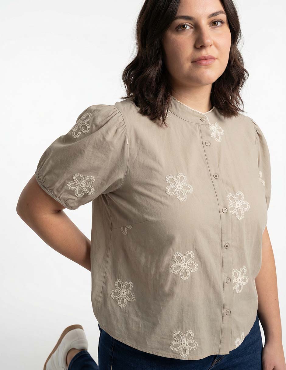 Blusa Weekend Plus manga corta para mujer