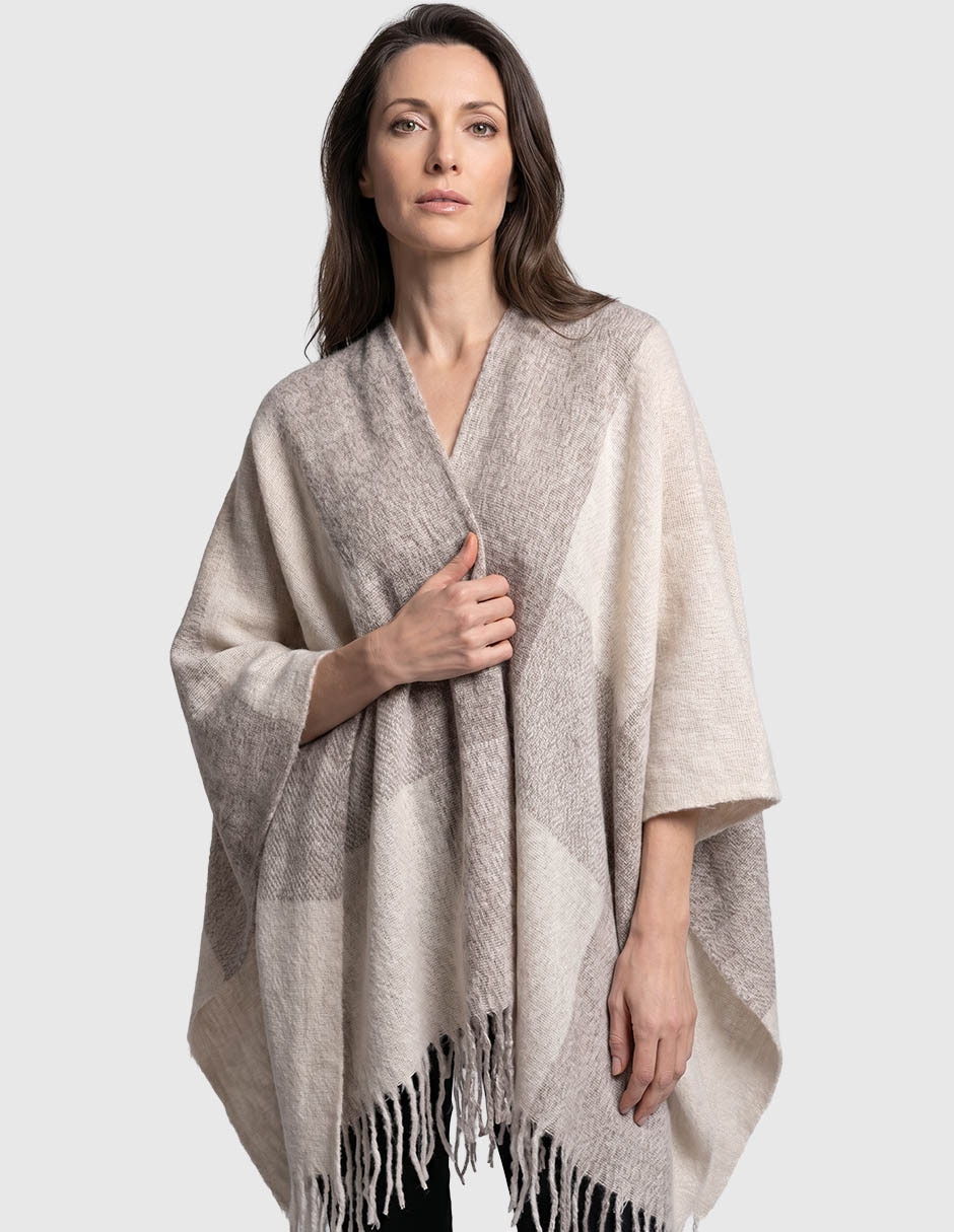Poncho Weekend para mujer