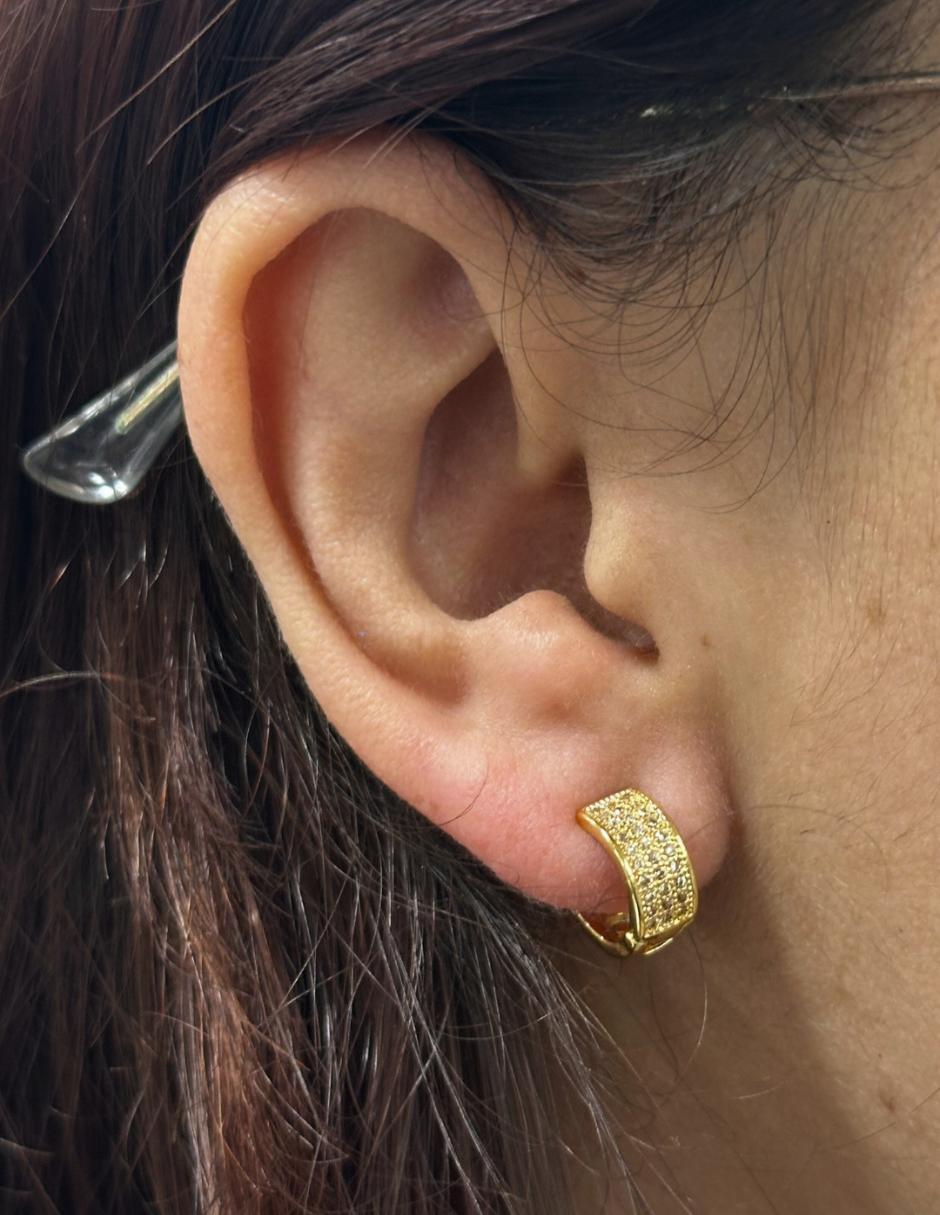 Aretes con acabado baño de oro 14 K 2
