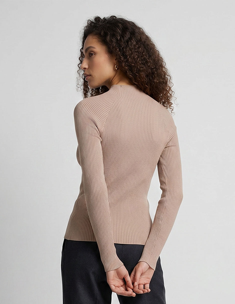 Suéter cuello alto para mujer 2