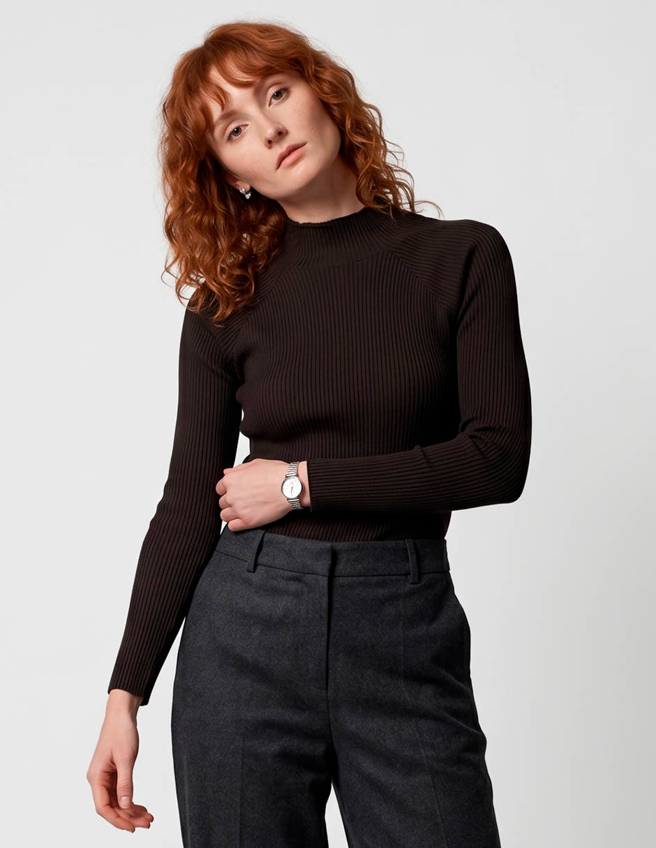 Suéter cuello alto para mujer