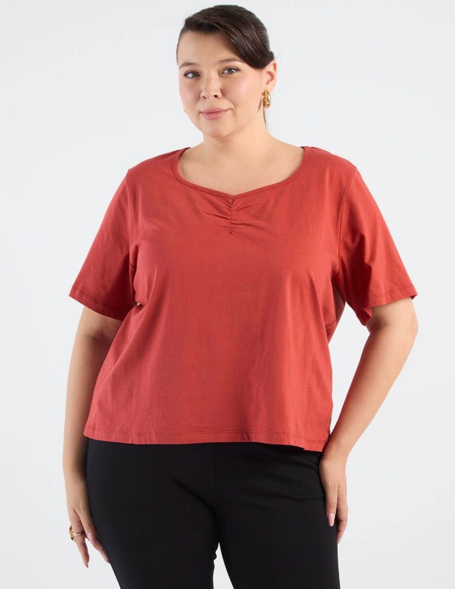 Playera manga corta Weekend Plus cuello v para mujer