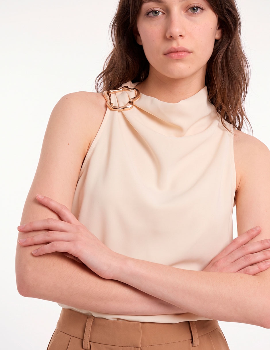 Blusa sin manga para mujer 4