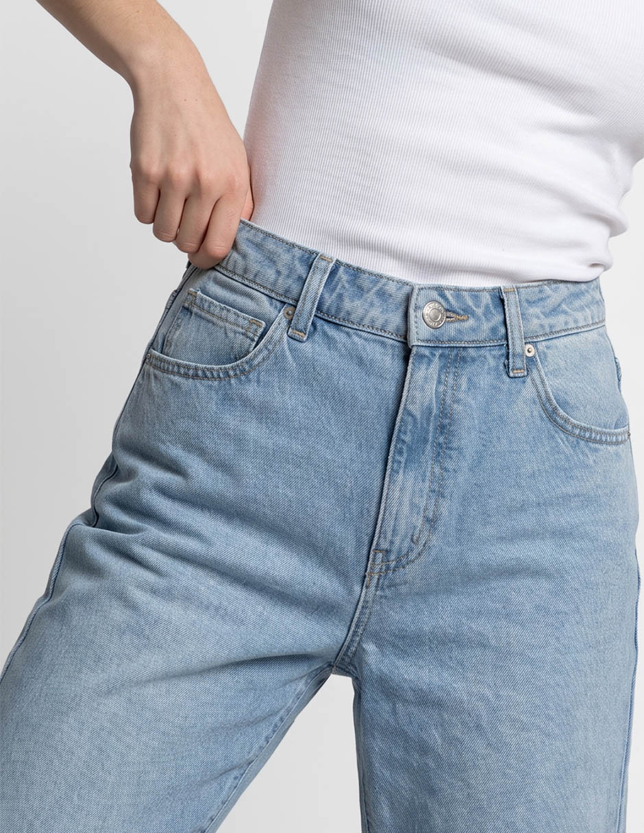 Jeans straight mossimo media cintura para mujer