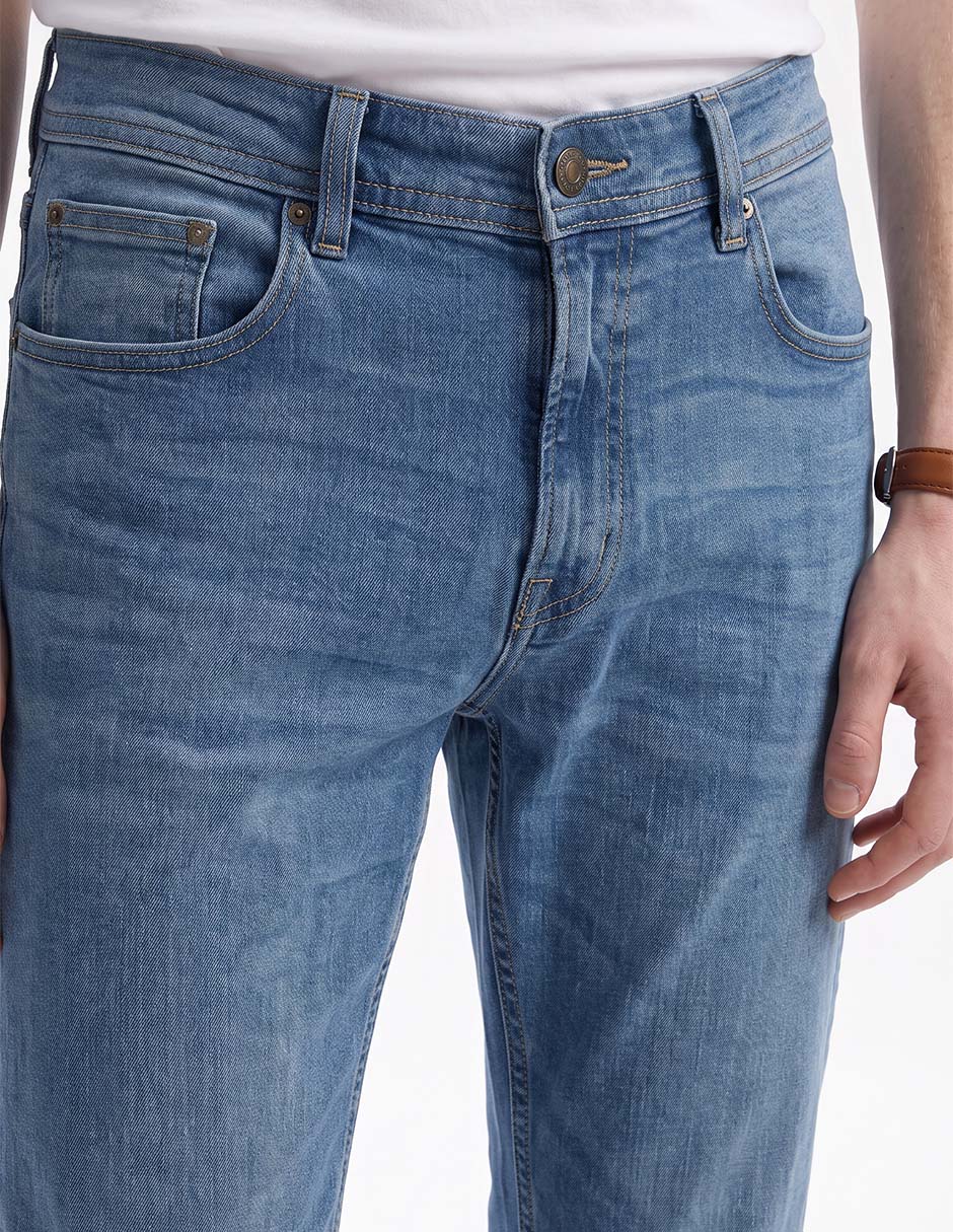 Jeans slim deslavado para hombre 4